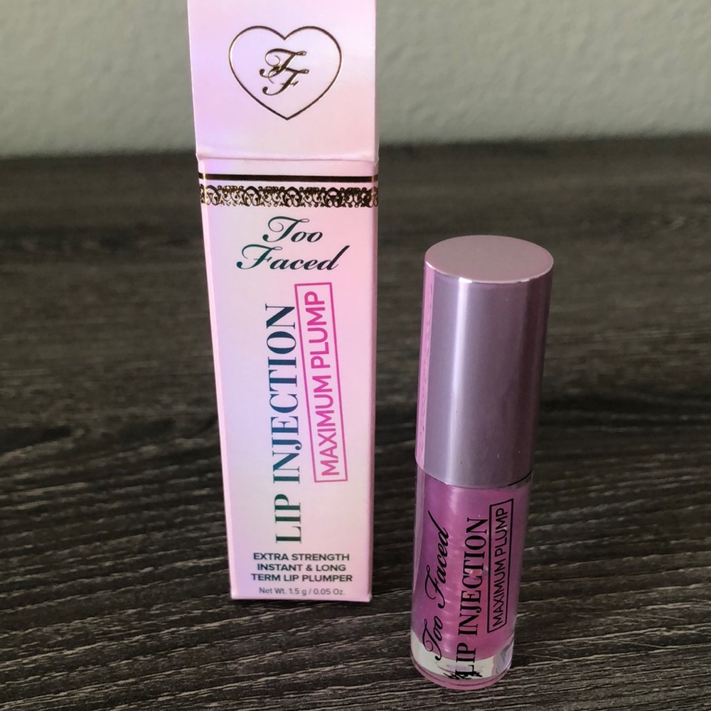 ❤️$6 NWT Too Faced Lip Injection Maximum Plump 1.5g